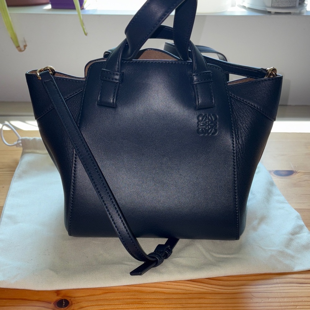 Loewe Hammock Nugget Bag Navy - Picture 8 of 9